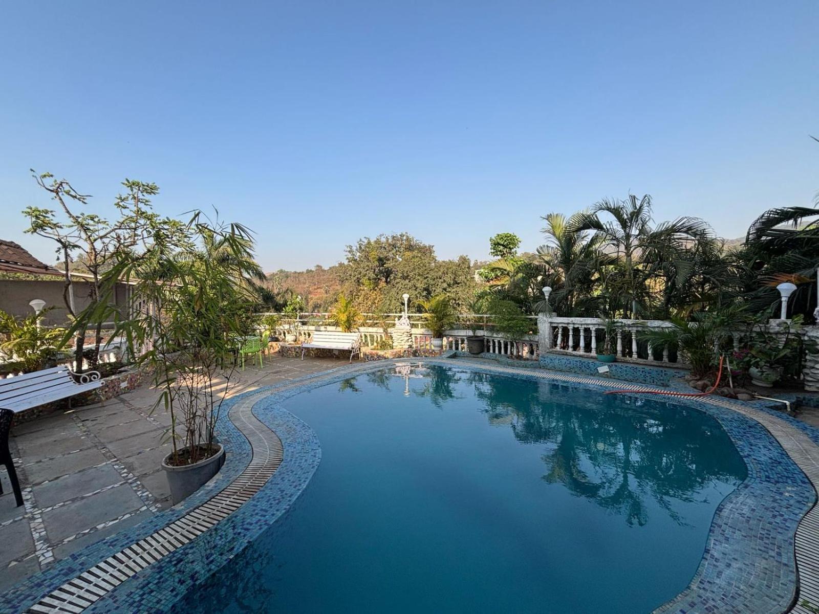 Rockdale Hotel & Resort Mira-Bhayandar Exteriér fotografie