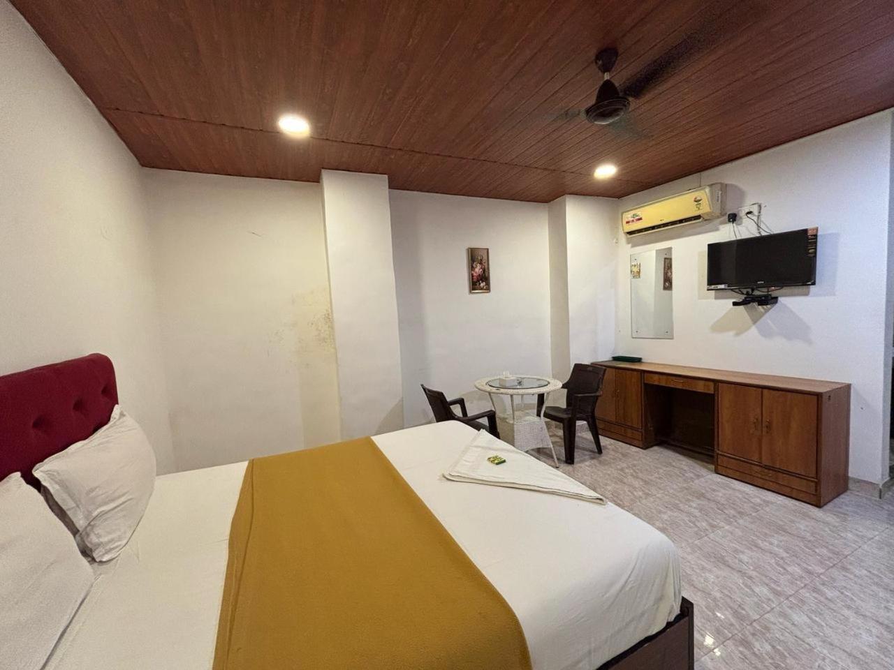 Rockdale Hotel & Resort Mira-Bhayandar Exteriér fotografie
