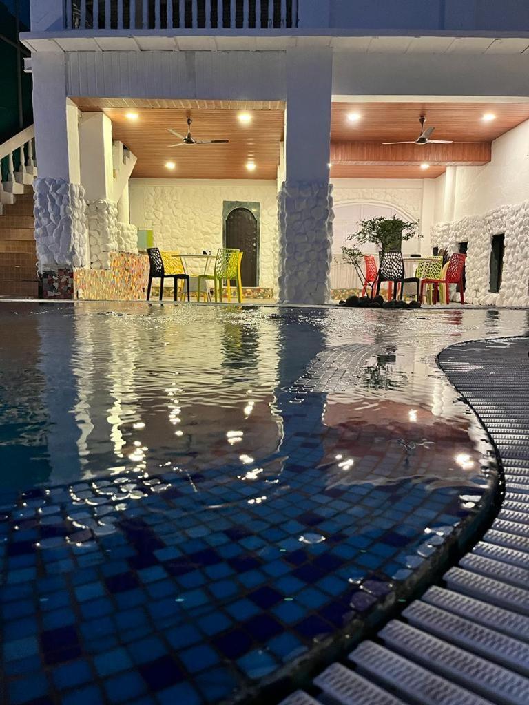 Rockdale Hotel & Resort Mira-Bhayandar Exteriér fotografie
