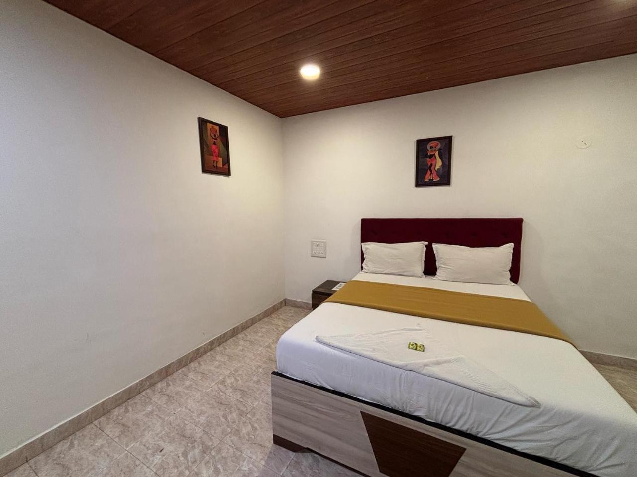 Rockdale Hotel & Resort Mira-Bhayandar Exteriér fotografie