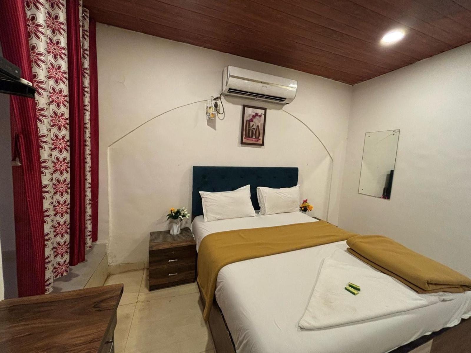 Rockdale Hotel & Resort Mira-Bhayandar Exteriér fotografie