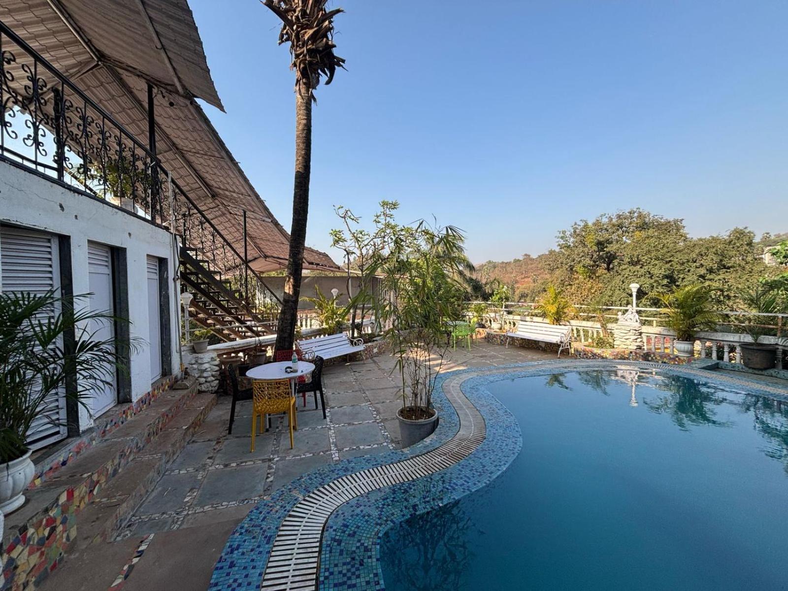 Rockdale Hotel & Resort Mira-Bhayandar Exteriér fotografie