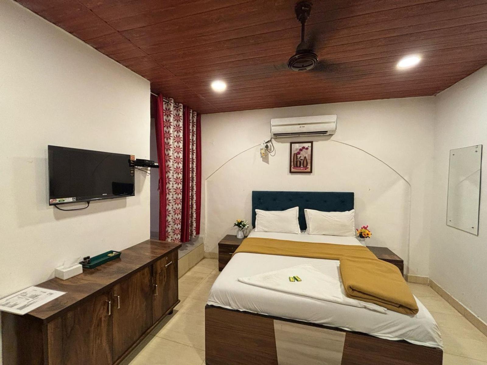 Rockdale Hotel & Resort Mira-Bhayandar Exteriér fotografie